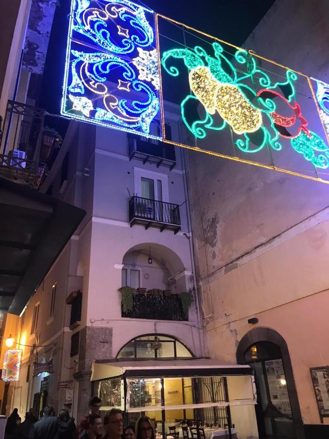 B&B In Centro Storico Salerno Exterior photo